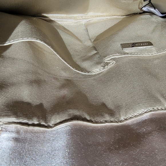 Bcbgmaxazria lamb clutch. - Picture 7 of 9